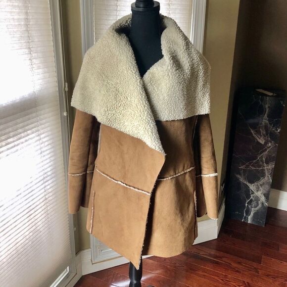 Michael Michael Kors Sherpa Coat - Picture 1 of 6